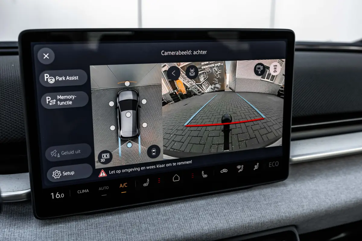 Style First Edition | Airconditioning automatisch, 2-zone (Climatronic) | Automatische afstandsregeling (Adaptive Cruise Control) | Diefstalalarm