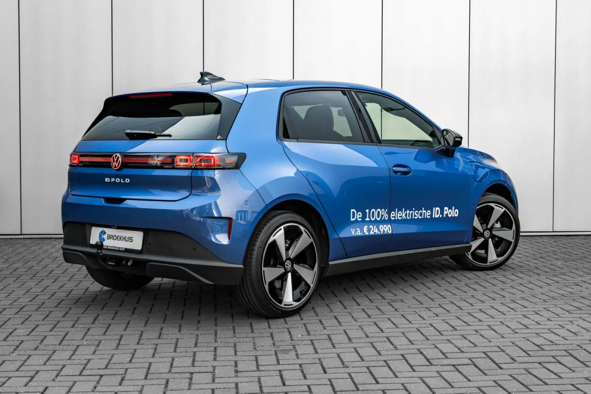Style First Edition | Airconditioning automatisch, 2-zone (Climatronic) | Automatische afstandsregeling (Adaptive Cruise Control) | Diefstalalarm