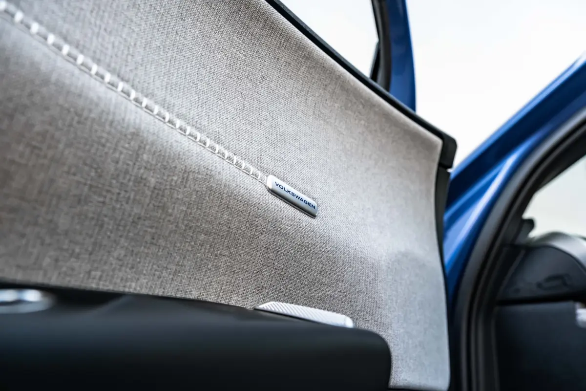 Style First Edition | Airconditioning automatisch, 2-zone (Climatronic) | Automatische afstandsregeling (Adaptive Cruise Control) | Diefstalalarm