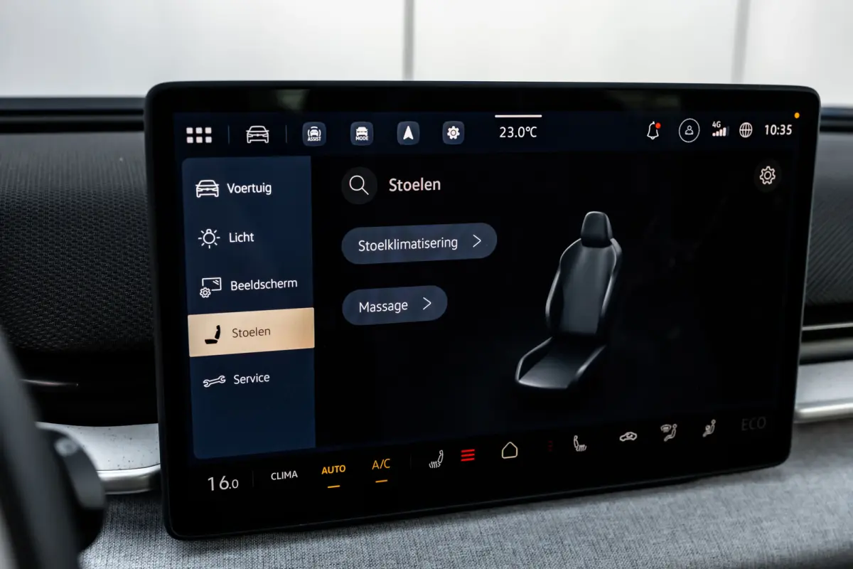 Style First Edition | Airconditioning automatisch, 2-zone (Climatronic) | Automatische afstandsregeling (Adaptive Cruise Control) | Diefstalalarm