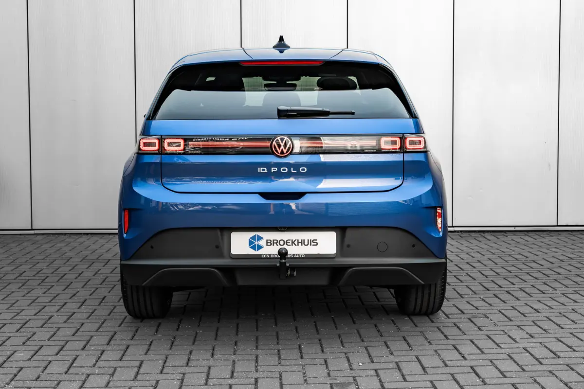 Style First Edition | Airconditioning automatisch, 2-zone (Climatronic) | Automatische afstandsregeling (Adaptive Cruise Control) | Diefstalalarm