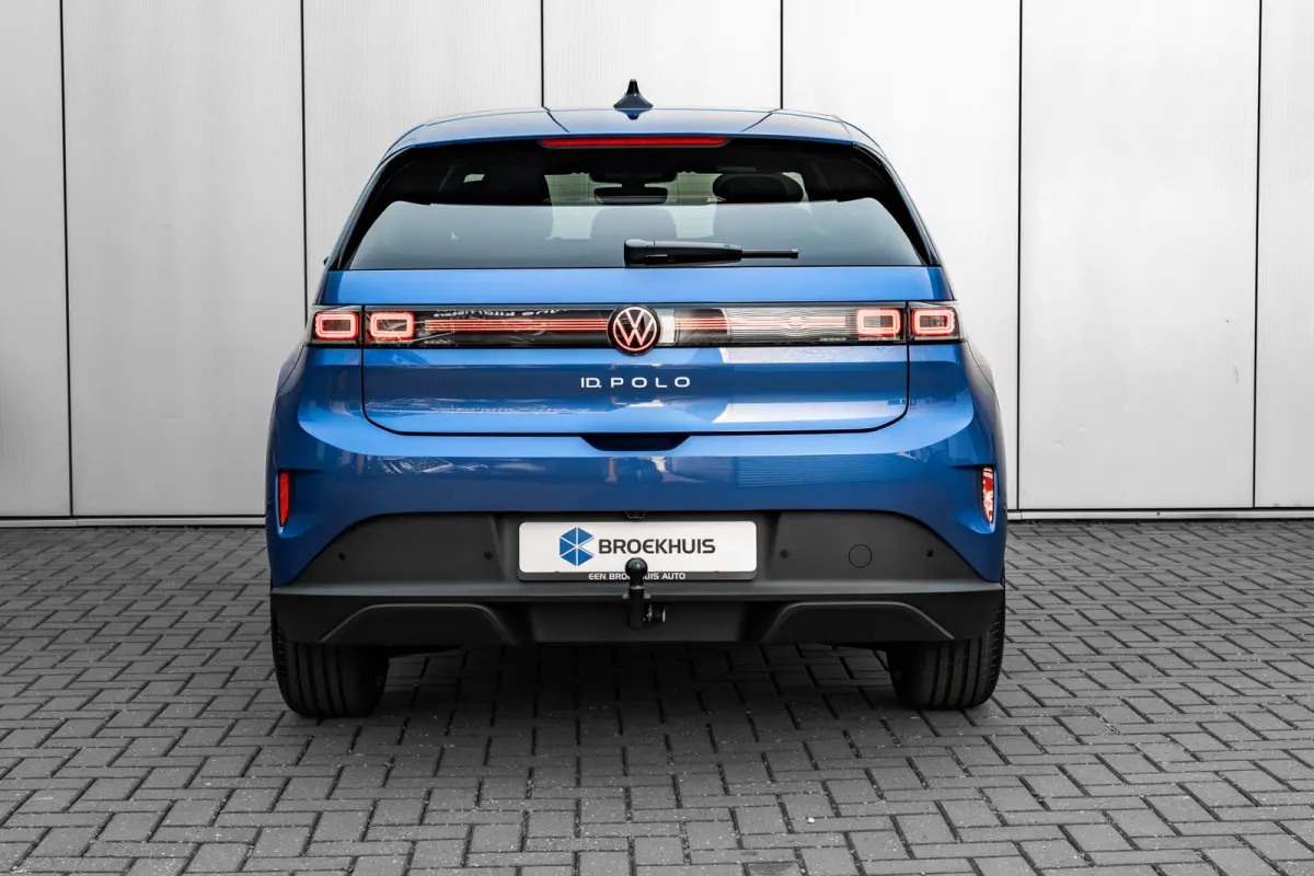 Style First Edition | Airconditioning automatisch, 2-zone (Climatronic) | Automatische afstandsregeling (Adaptive Cruise Control) | Diefstalalarm