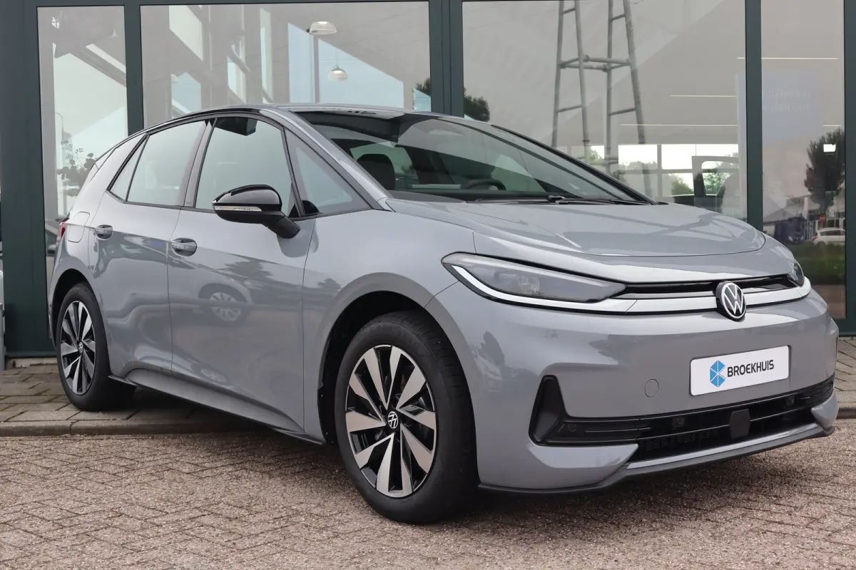 Life 170PK | Achteruitrijcamera (Rear View) | App-Connect Wireless voor Apple CarPlay en Android Auto | Automatische afstandsregeling (Adaptive Cruise Control)