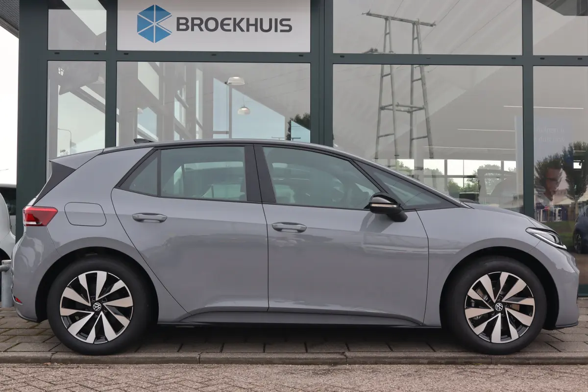 Life 170PK | Achteruitrijcamera (Rear View) | App-Connect Wireless voor Apple CarPlay en Android Auto | Automatische afstandsregeling (Adaptive Cruise Control)