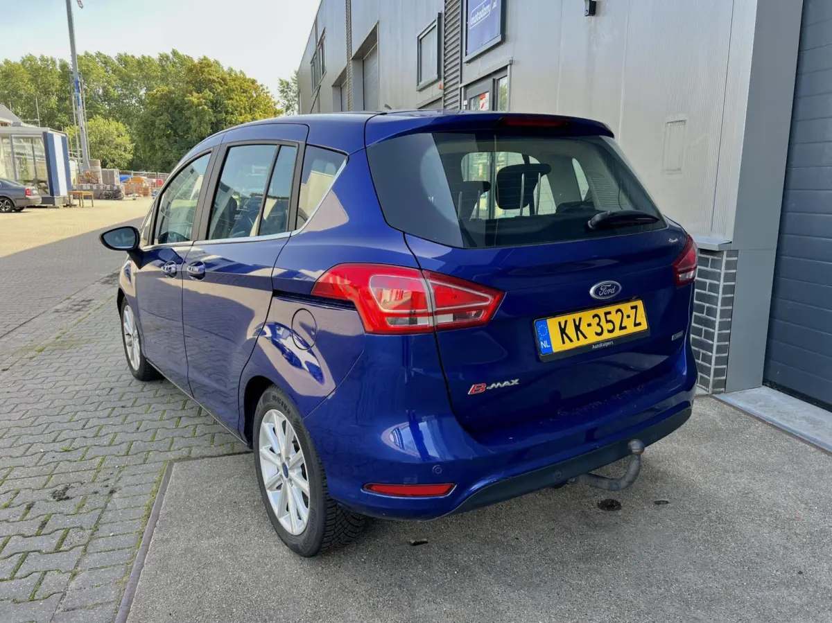 1.0 EcoBoost Titanium NAP NAVI CAMERA