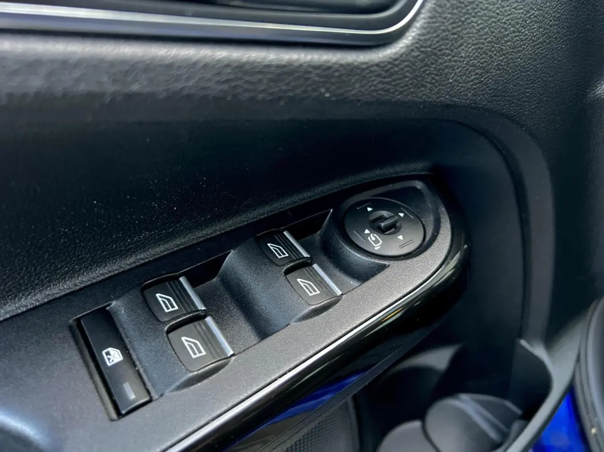 1.0 EcoBoost Titanium NAP NAVI CAMERA