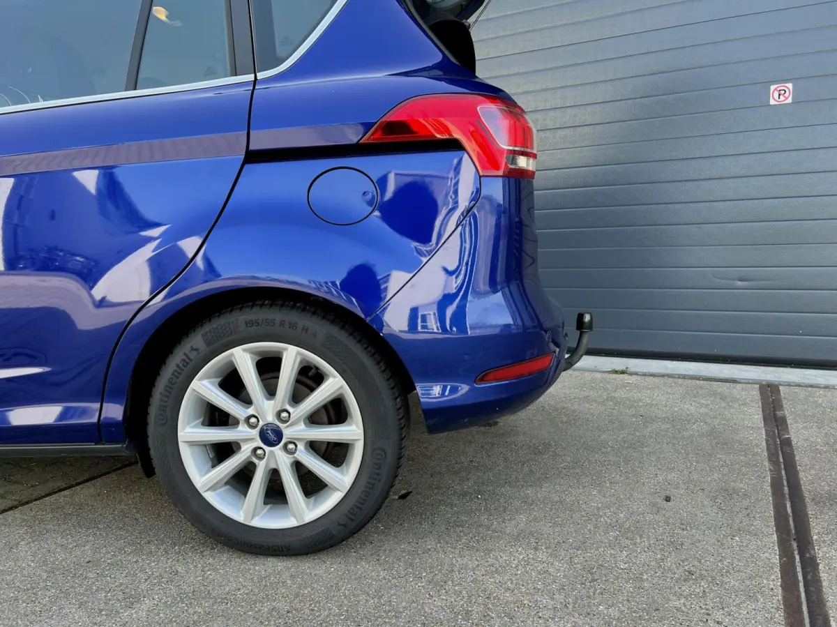 1.0 EcoBoost Titanium NAP NAVI CAMERA