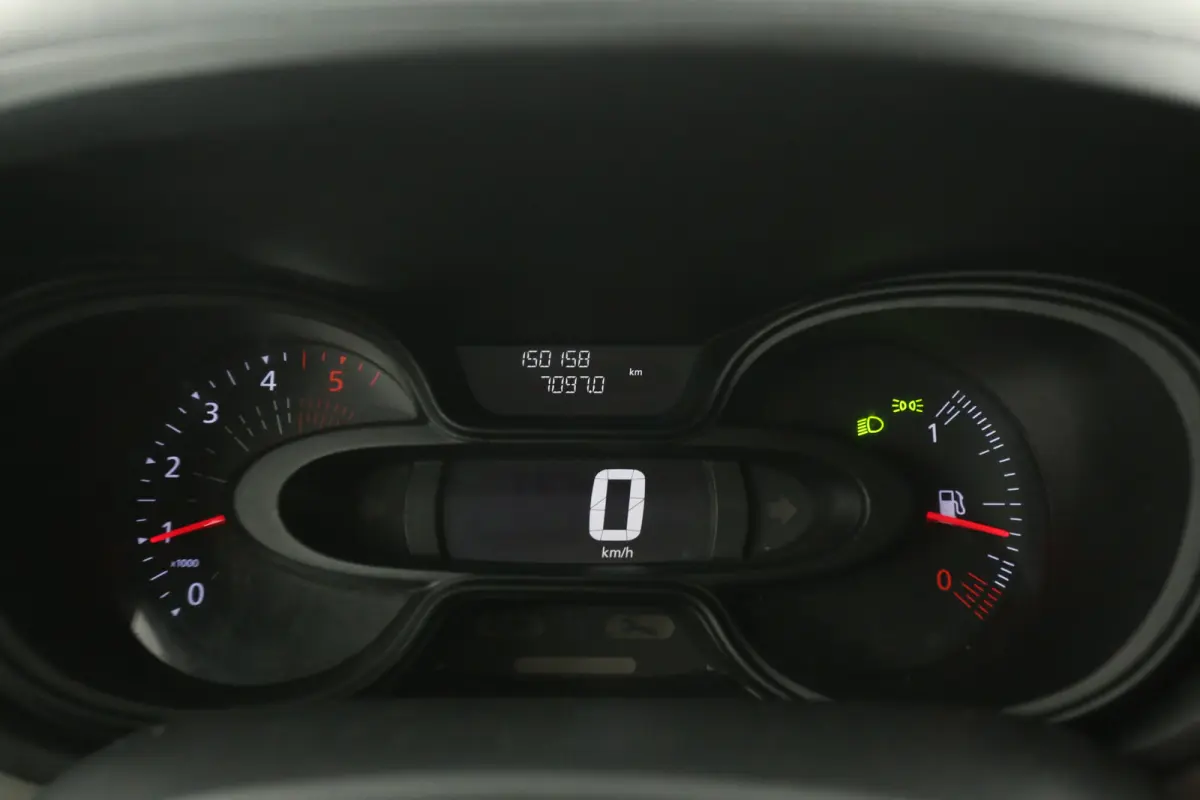 1.6 dCi T29 L2H1 | Dubbele Cabine | Airco | Cruise | Trekhaak | Parkeersens. | Imperiaal
