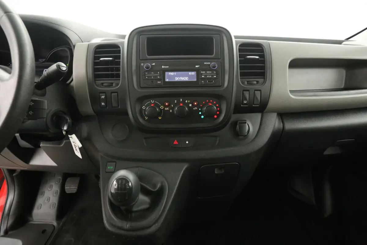1.6 dCi T29 L2H1 | Dubbele Cabine | Airco | Cruise | Trekhaak | Parkeersens. | Imperiaal
