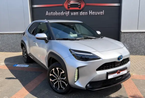 Hybrid 2023| Vol Opties| 1e Eig| Carplay
