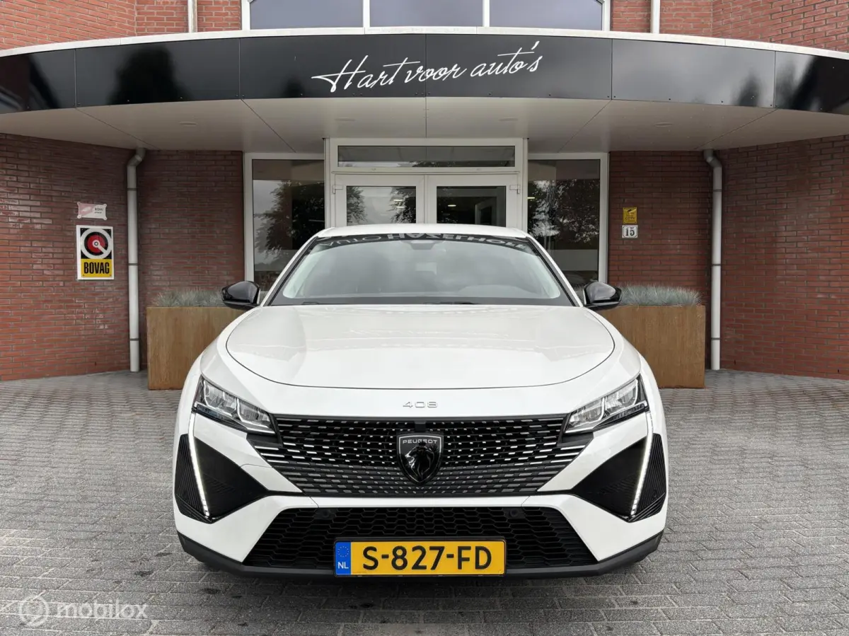 1.2 PureTech Allure Pack 130 Automaat | 1e Eigenaar | Ndl auto | DB riem al v.v. | Stoelverwarming | Camera |