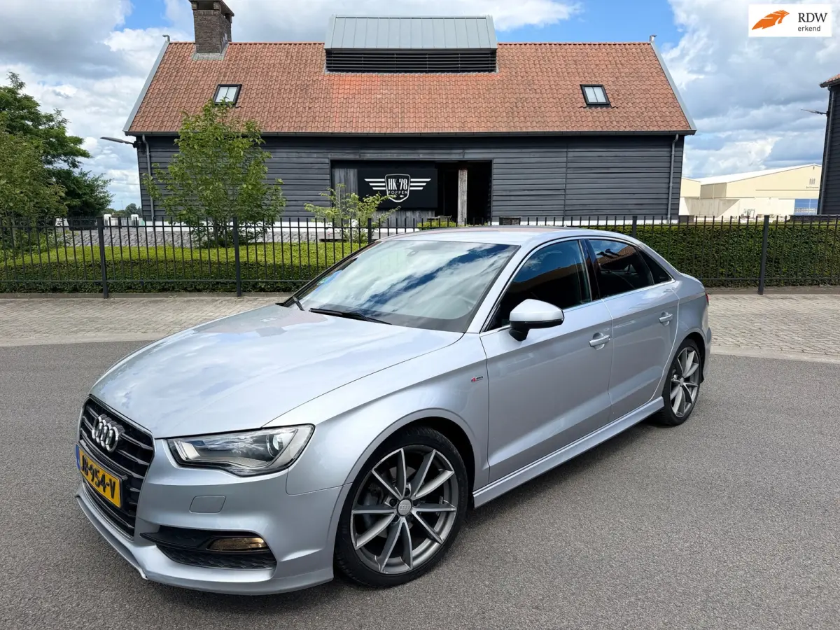 1.6 TDI 2X S-LINE AIRCO/ECC NAVI LED-XENON