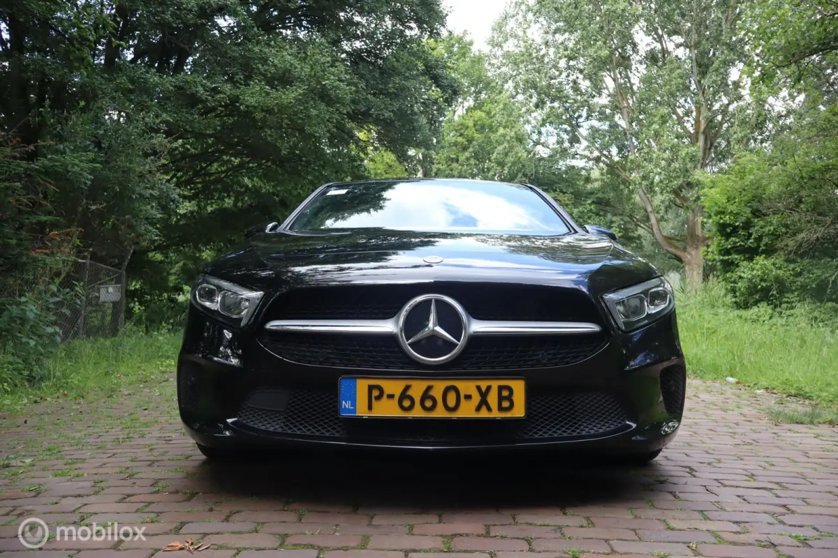 180 BusinessLine | Keyless | Carplay | Cam