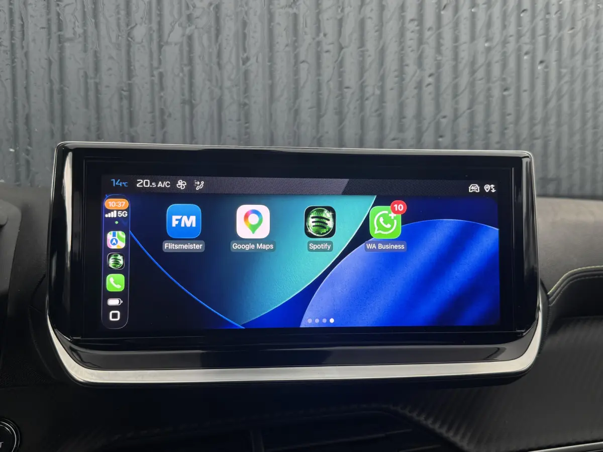 1.2 Hybrid 145 GT Panoramadak, Carplay