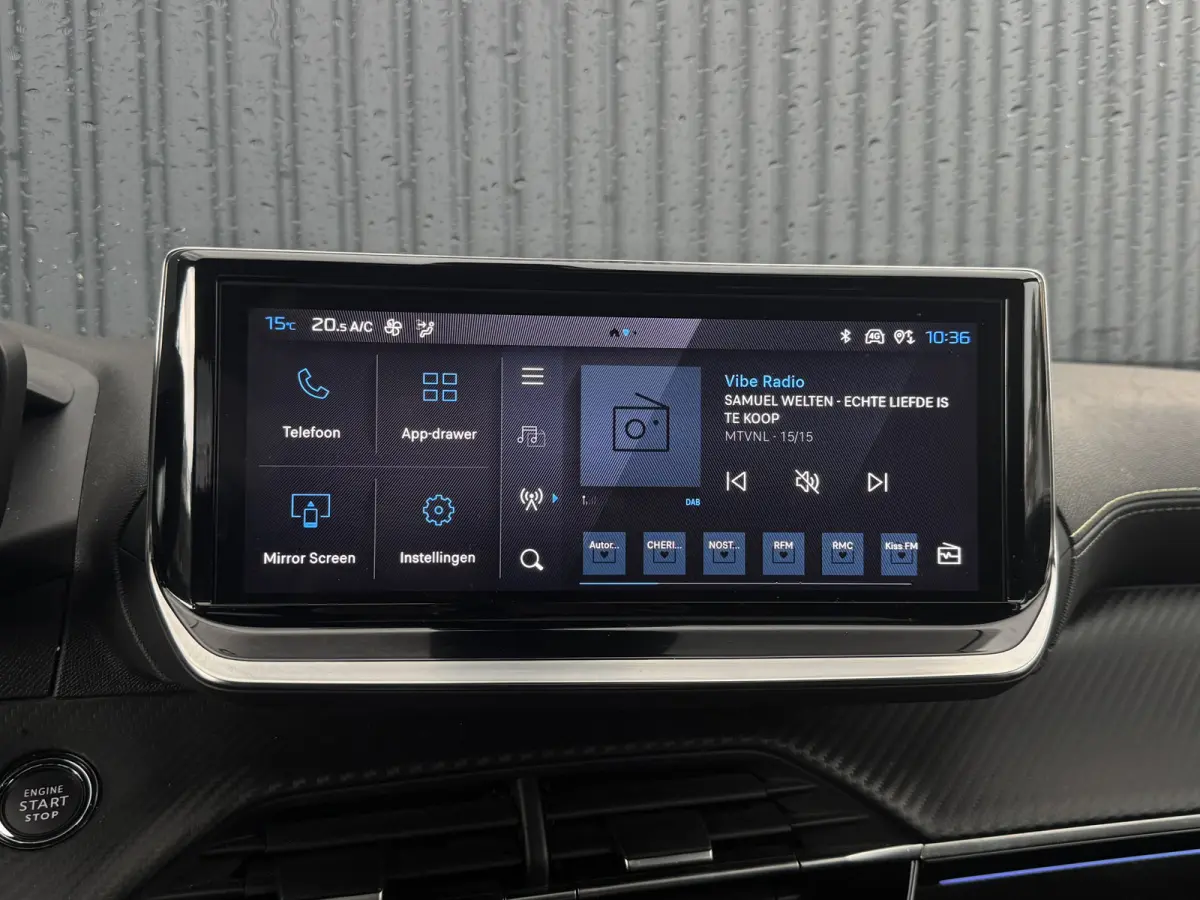 1.2 Hybrid 145 GT Panoramadak, Carplay