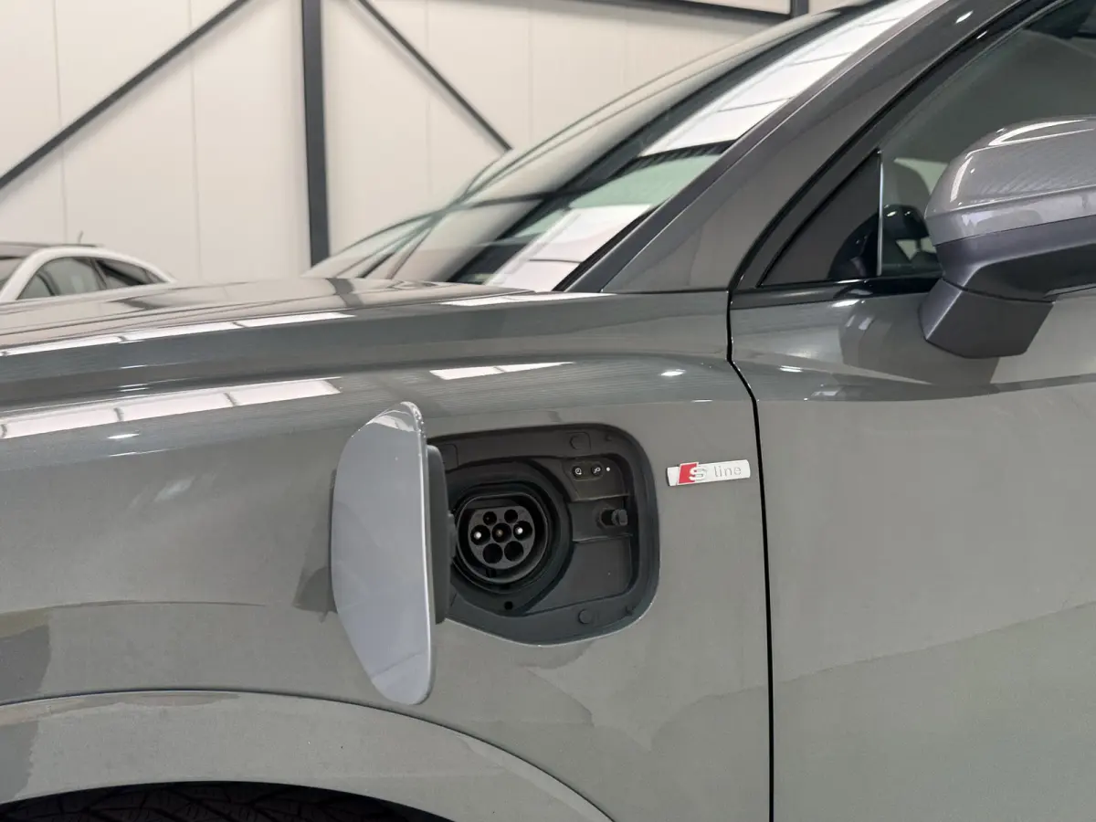 45 TFSI e 245pk S edition S-line | Keyless | Camera