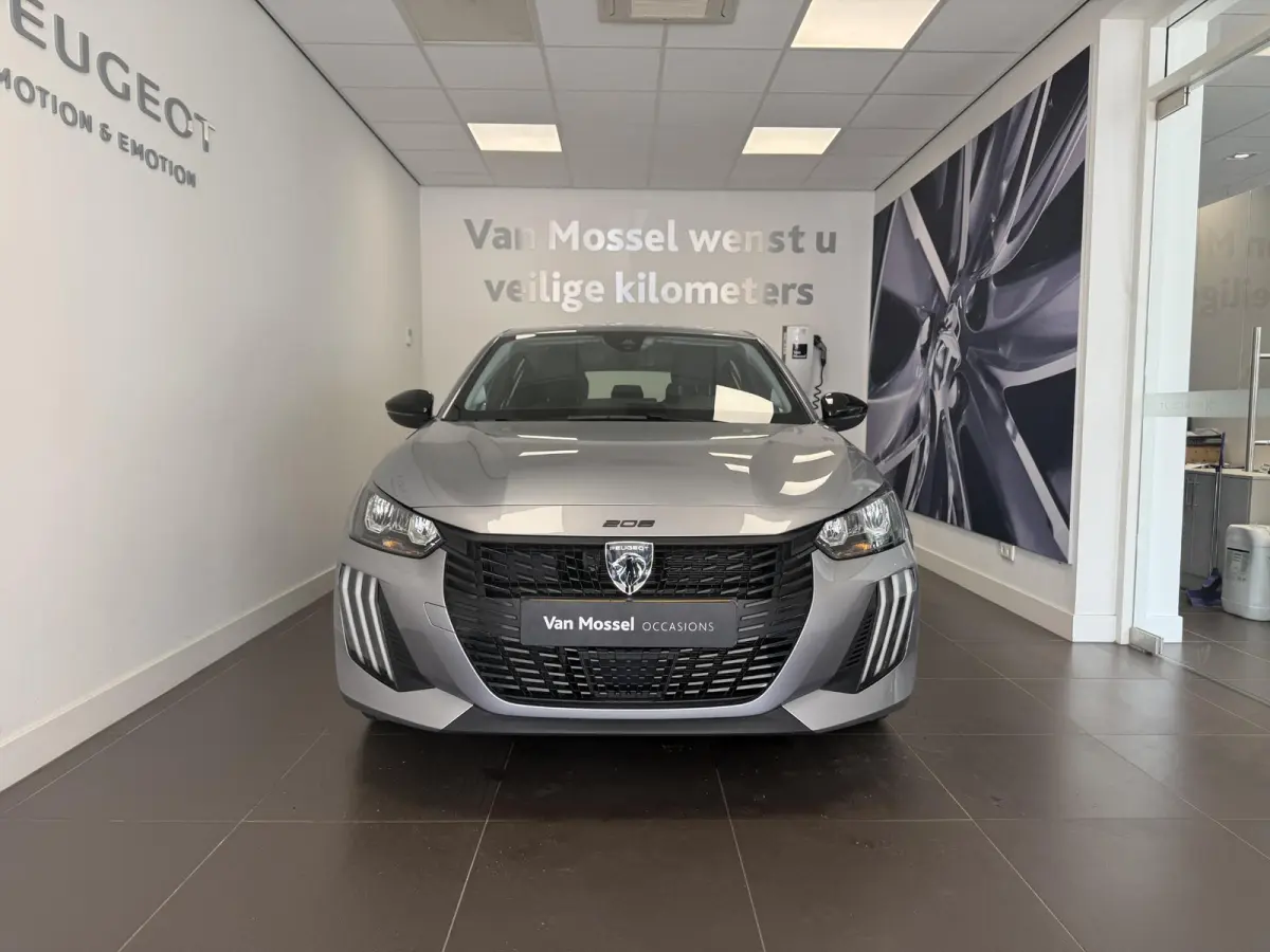 1.2 PureTech 75 Active | Airco | Navigatie | Parkeerhulp | Apple CarPlay/Android Auto