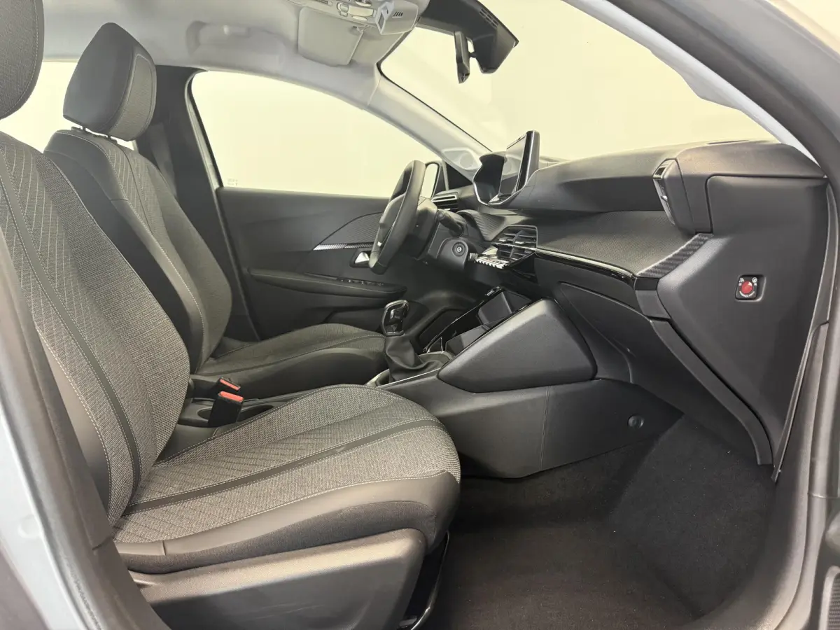 1.2 PureTech 75 Active | Airco | Navigatie | Parkeerhulp | Apple CarPlay/Android Auto