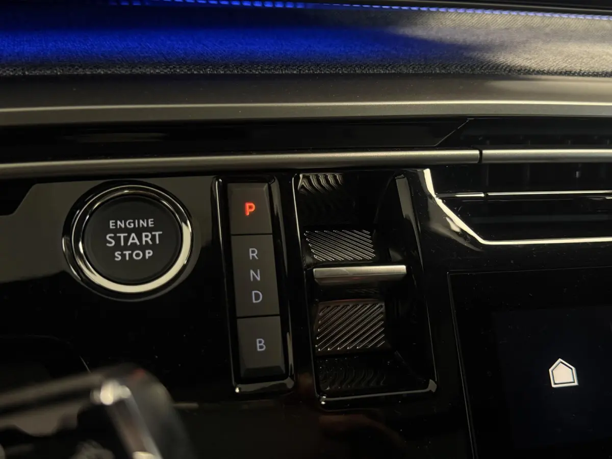 1.6 Plug-in Hybrid 195 GT 7p | Panoramisch schuifdak | Adaptieve Cruise Control | 360 Camera | Apple Carplay/Android Auto