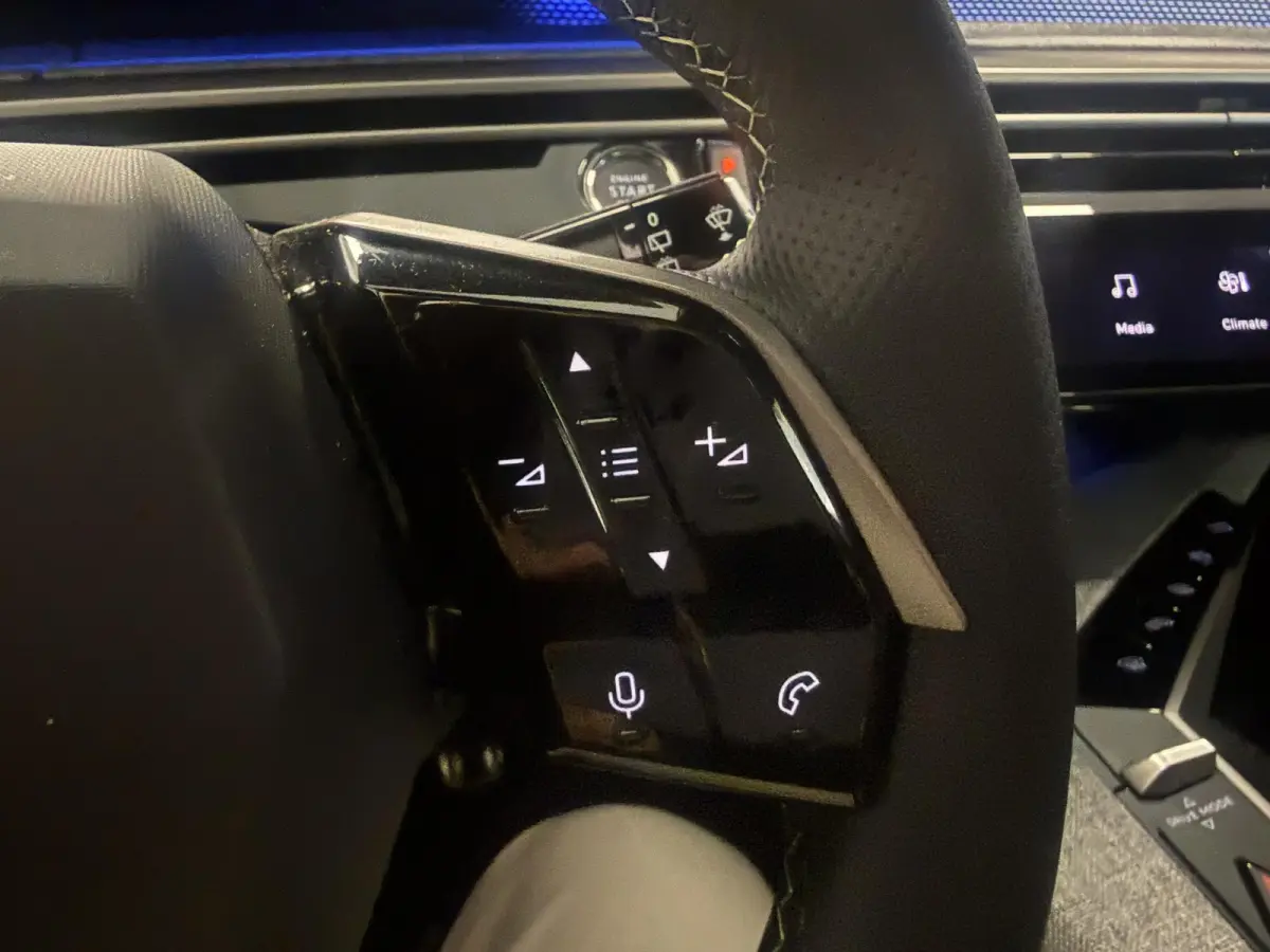 1.6 Plug-in Hybrid 195 GT 7p | Panoramisch schuifdak | Adaptieve Cruise Control | 360 Camera | Apple Carplay/Android Auto