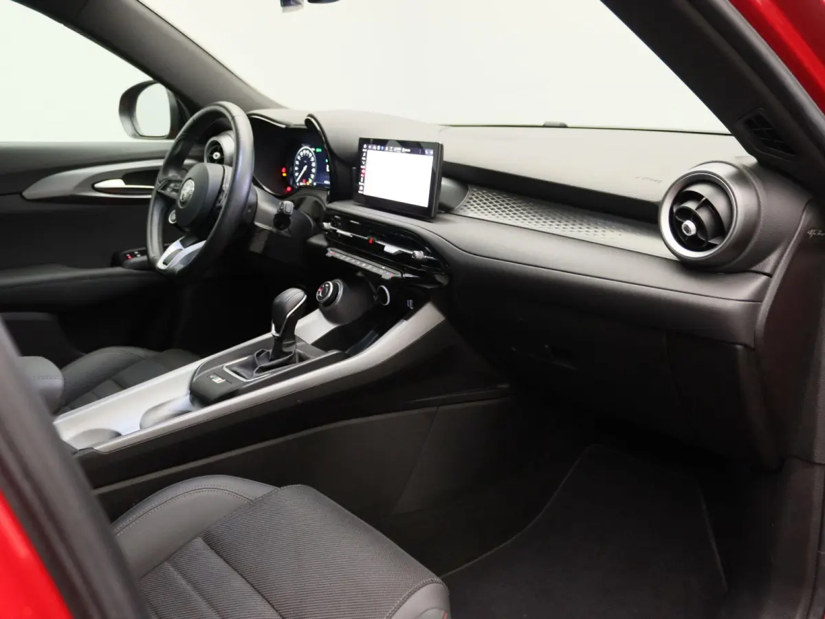 1.5T Hybrid Sprint | Apple Carplay/Android Auto | Cruise Control Adaptief | Led Koplampen | Climate Control |