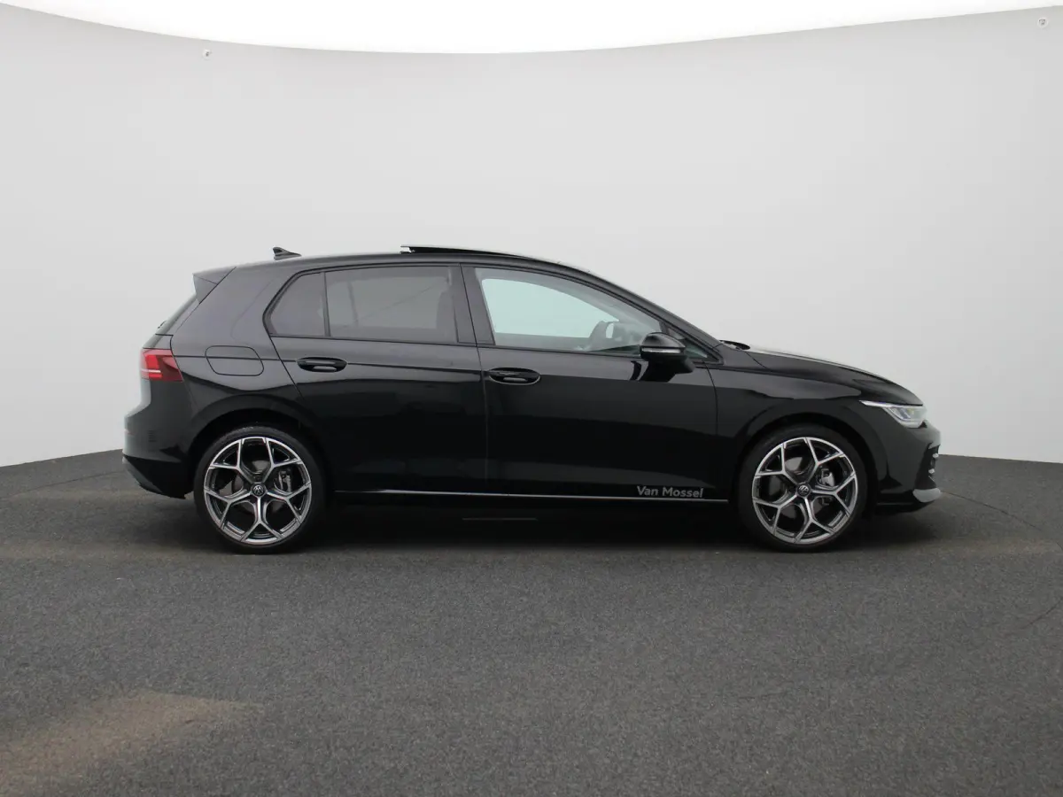 1.5 eHybrid Life Edition 204 PK| Origineel Nederlands | 1e Eigenaar | Panoramadak | Stoelverwarming | Stuurwielverwarming | Achteruitrijcamera | Parkeersensoren | Digitale Cockpit Pro | 19 I