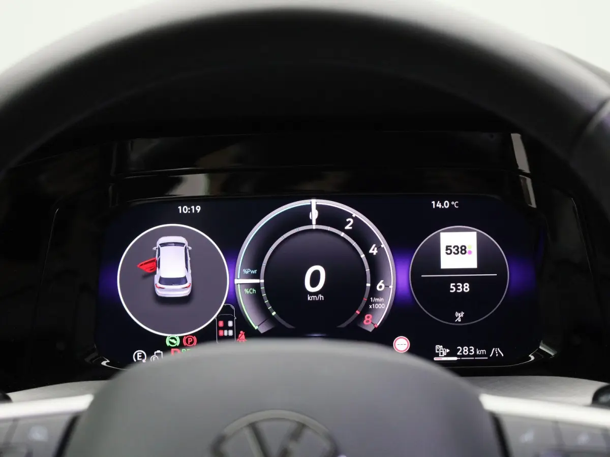 1.5 eHybrid Life Edition 204 PK| Origineel Nederlands | 1e Eigenaar | Panoramadak | Stoelverwarming | Stuurwielverwarming | Achteruitrijcamera | Parkeersensoren | Digitale Cockpit Pro | 19 I