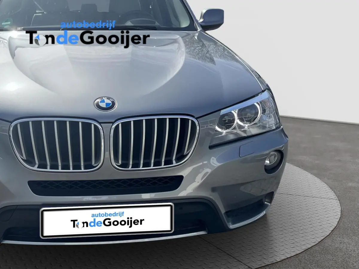xDrive28i Upgrade Edition | NAV. | TREKHAAK AFN. | HUD | 360° CAMERA | LEER | 4WD |