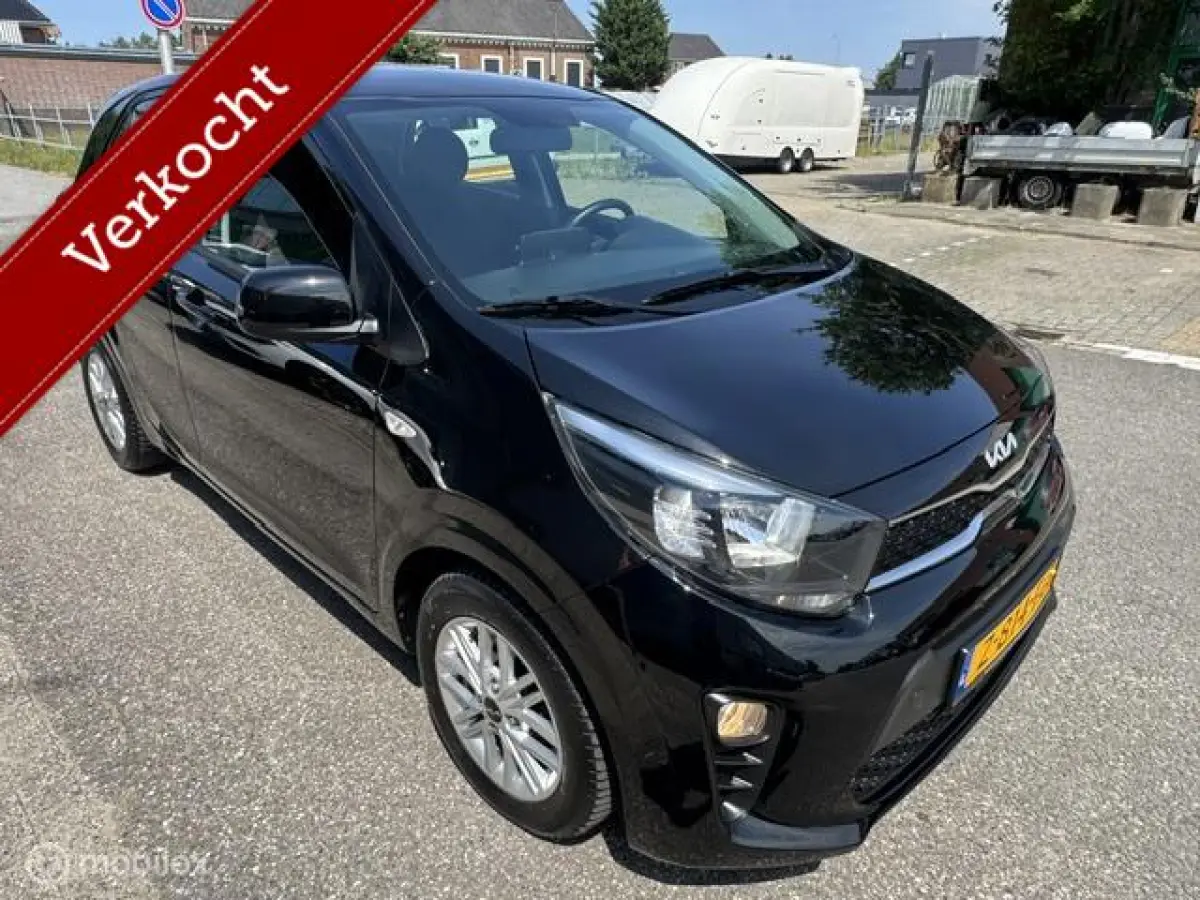 1.0 DPi DynamicLine Automaat , Navigatie , Apple carplay & Android auto , Camera achter , Airco , electr ramen en deursloten met afstand , Velgen , Bestuurders stoel in hoogte verstelbaar