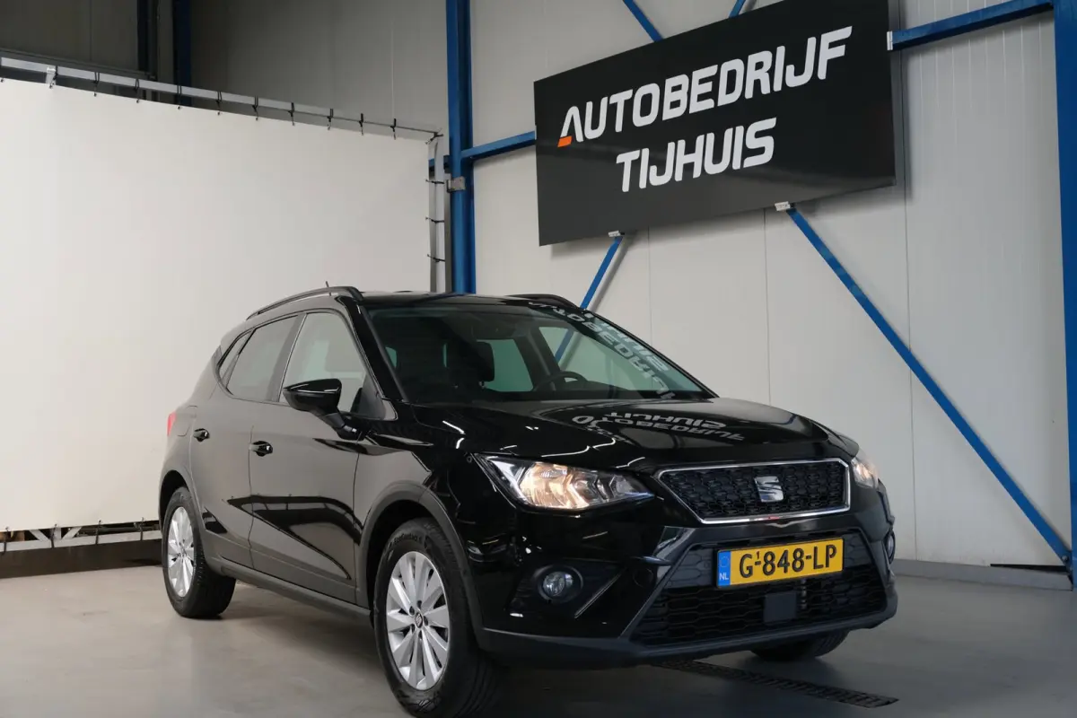1.0 TSI Style Business Intense - N.A.P. Airco, Cruise, Navi, PDC, Camera, Carplay.