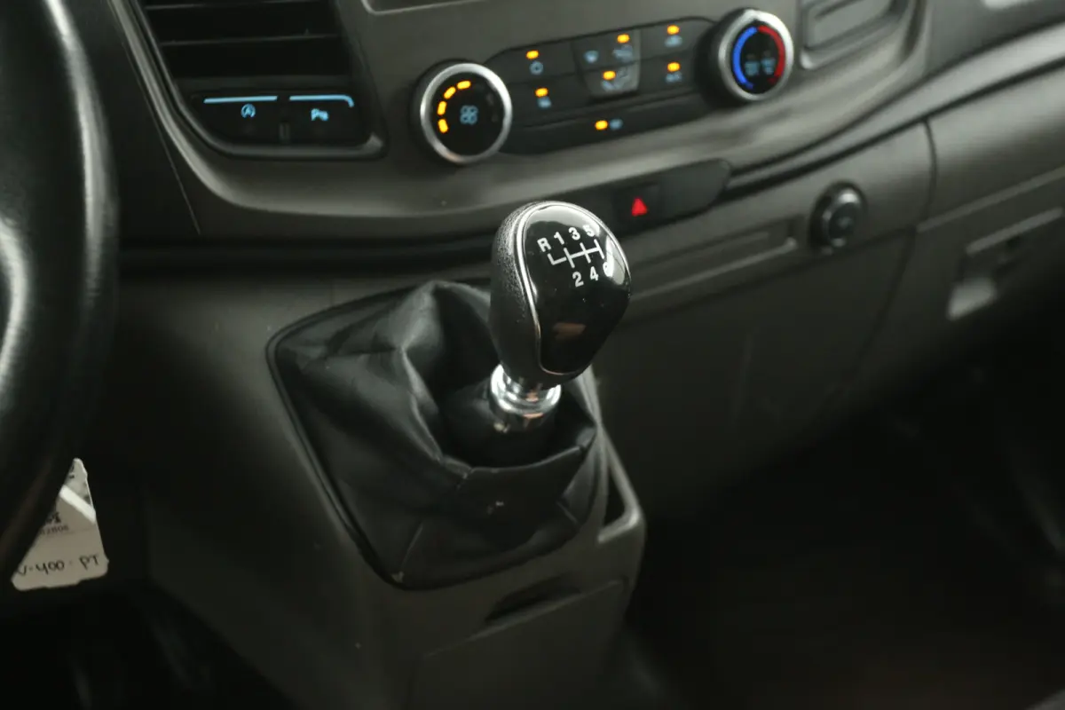 2.0 TDCI L1H1 | Marge | Airco | Cruise | 3 Zits | Trekhaak | Parkeersens.