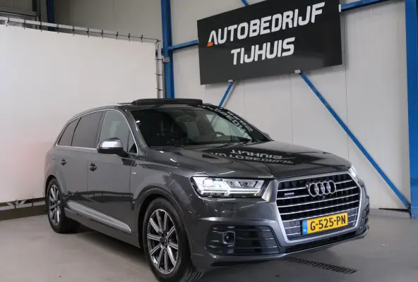3.0 TDI ultra quattro Pro Line 2x S-Line Automaat - Panodak, Camera, Luchtvering, Carplay, Standkachel, Trekhaak.
