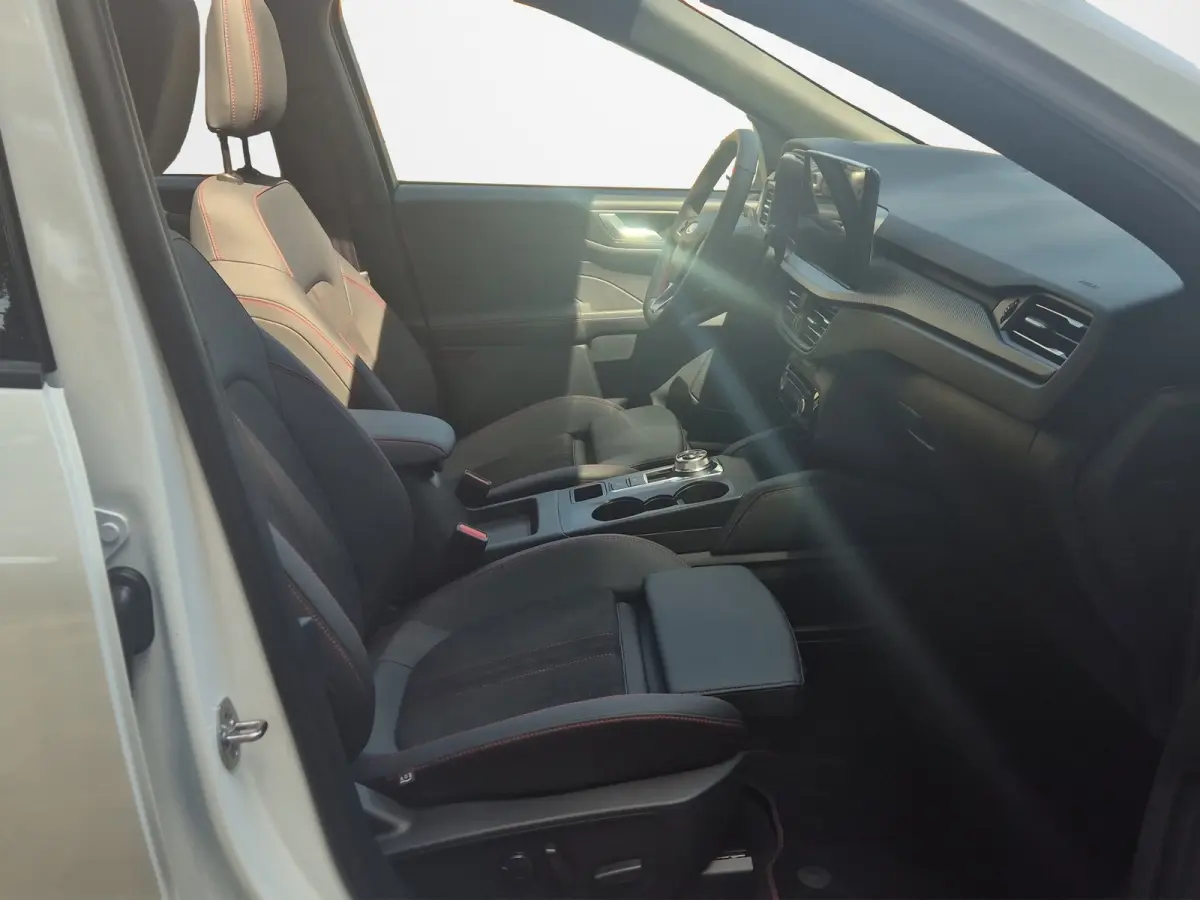 2.5 PHEV ST-Line X 243pk | Incl. 8 jaar/160.000km garantie | Panoramadak | Adaptieve Matrix Led | Winterpack | Elekt. Wegkapbare Trekhaak