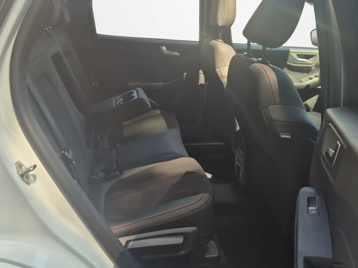 2.5 PHEV ST-Line X 243pk | Incl. 8 jaar/160.000km garantie | Panoramadak | Adaptieve Matrix Led | Winterpack | Elekt. Wegkapbare Trekhaak