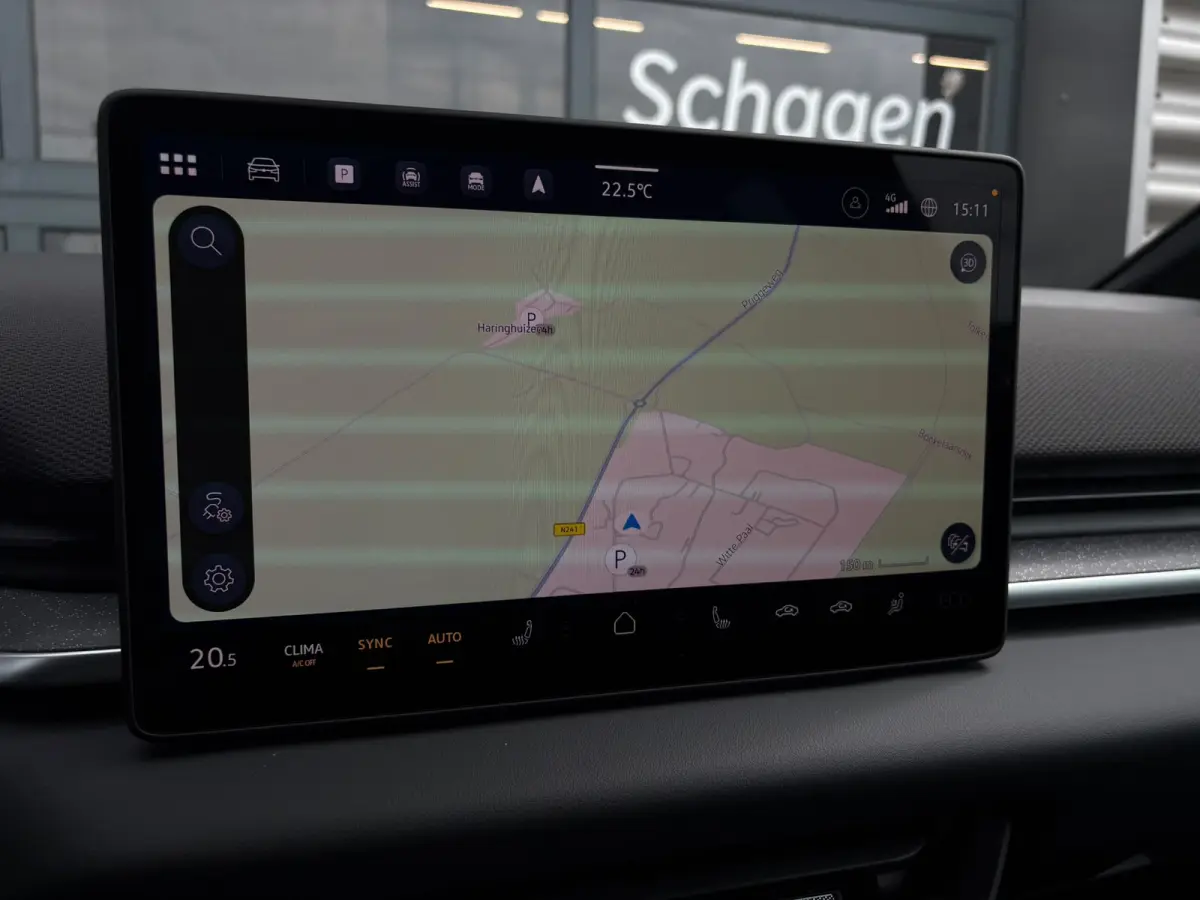 Trend | Automatische afstandsregeling (Adaptive Cruise Control) | Buitenspiegels elektrisch instel-, verwarm- en inklapbaar | Koplampverlichting LED