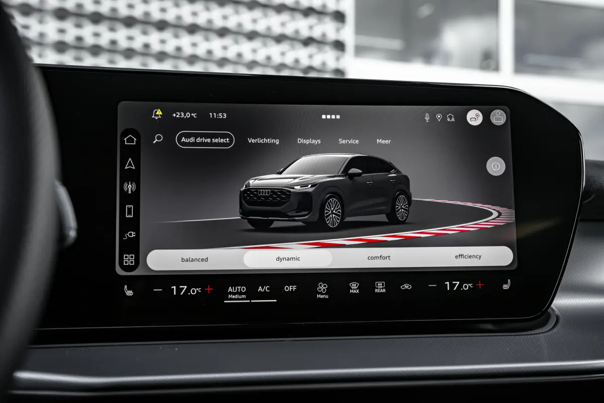 S edition | Adaptive cruise control | Audi sound system | Cruise control