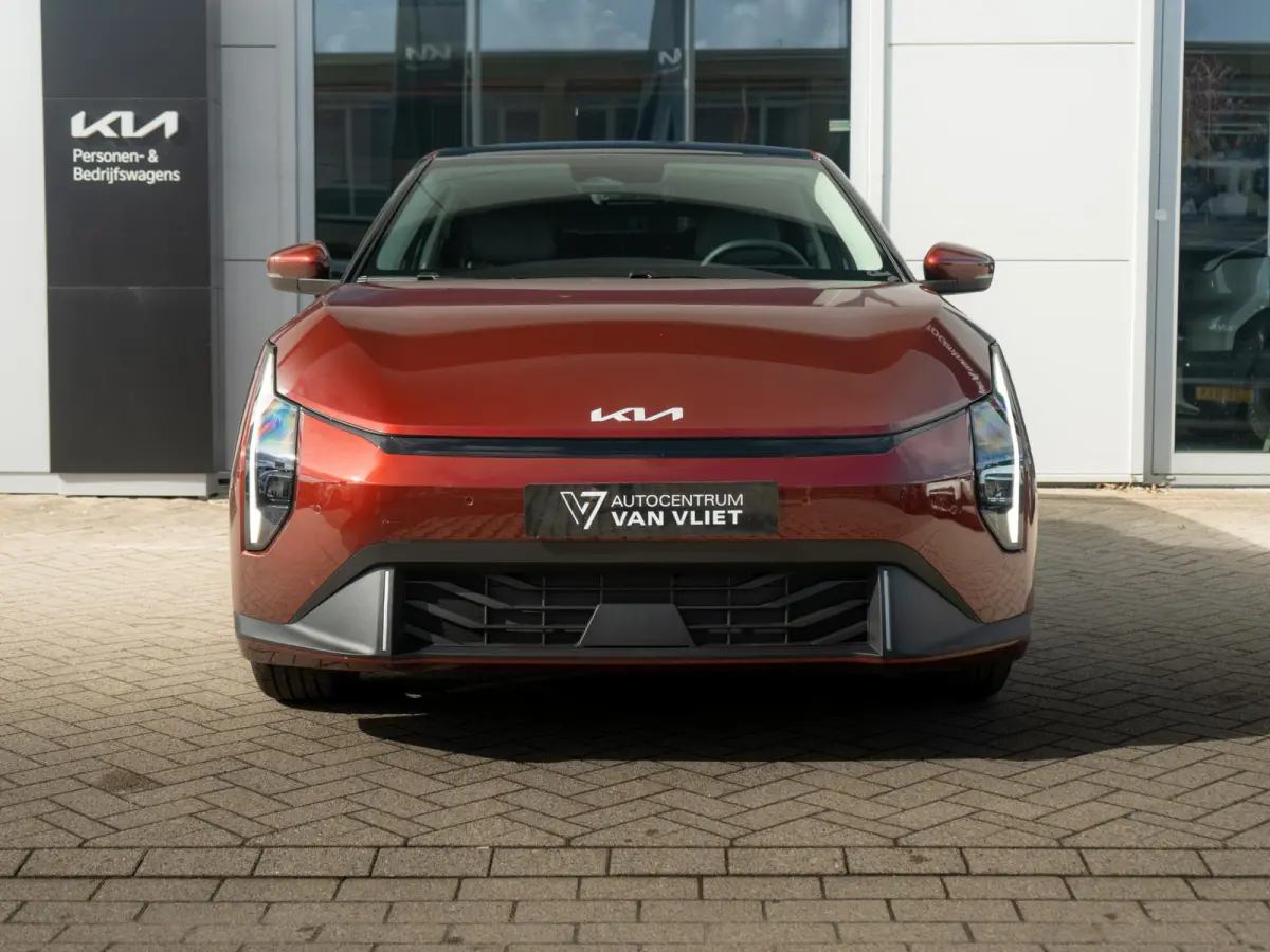 Plus Advanced 58.3 kWh | DIRECT LEVERBAAR | Schuifkanteldak | Navigatie | Stoel en stuurverwarming | H&K | Elektrische achterklep