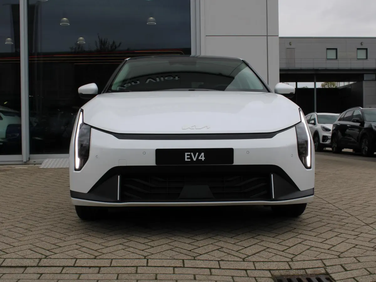 Plus Advanced 58.3 kWh | DIRECT LEVERBAAR | Panodak | Navi. | Clima. | Adapt. Cruise. | Stoel&Stuur Verwarming | Dodehoekassistentie | Harman Kardon