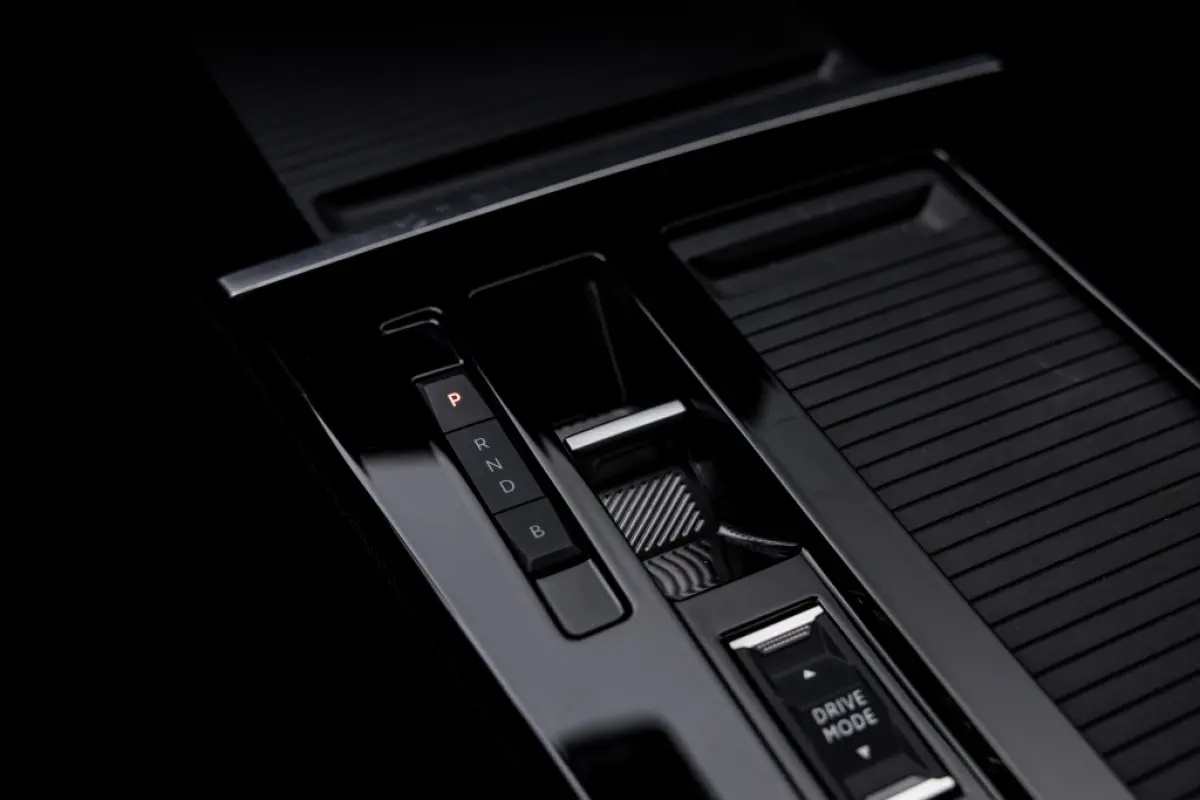 1.6 T PHEV Ultimate | Pano | Leder | Memory | 360 Cam |
