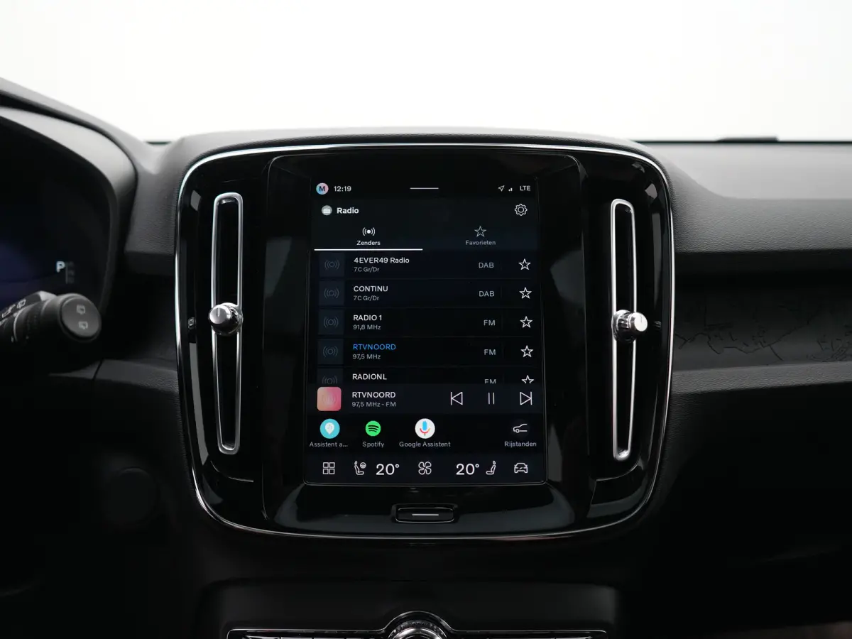 Single Extended Plus Black Edition Europa 82 kWh | Panoramadak | Harman/Kardon | Elek stoelen | Camera | Adaptive Cruise | BLIS