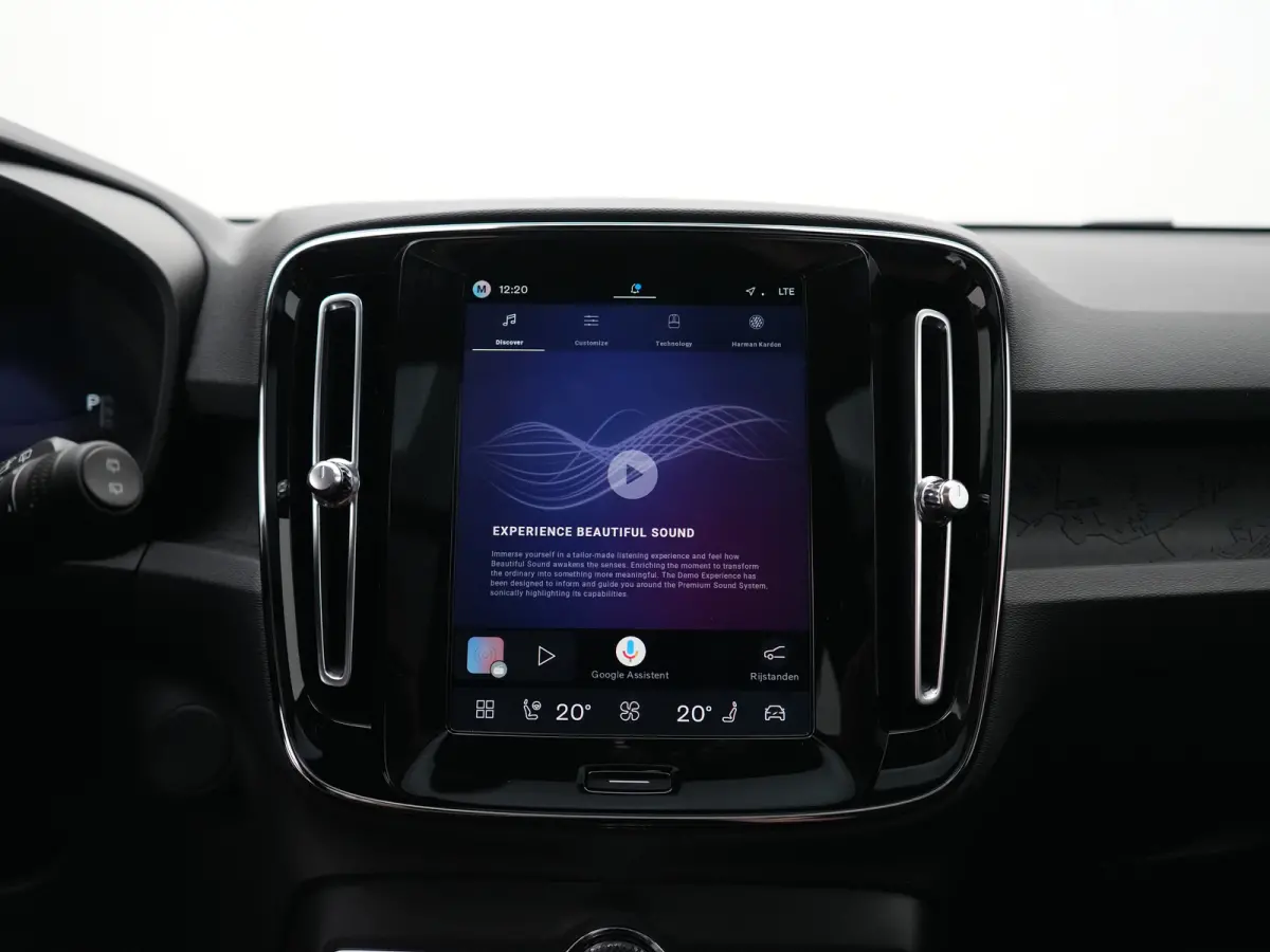 Single Extended Plus Black Edition Europa 82 kWh | Panoramadak | Harman/Kardon | Elek stoelen | Camera | Adaptive Cruise | BLIS