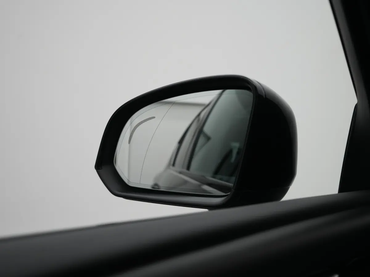 Single Extended Plus Black Edition Europa 82 kWh | Panoramadak | Harman/Kardon | Elek stoelen | Camera | Adaptive Cruise | BLIS