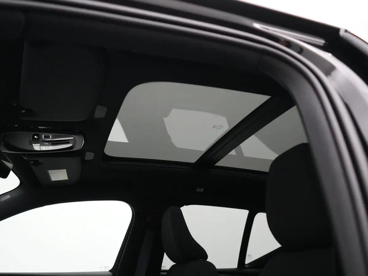 Single Extended Plus Black Edition Europa 82 kWh | Panoramadak | Harman/Kardon | Elek stoelen | Camera | Adaptive Cruise | BLIS