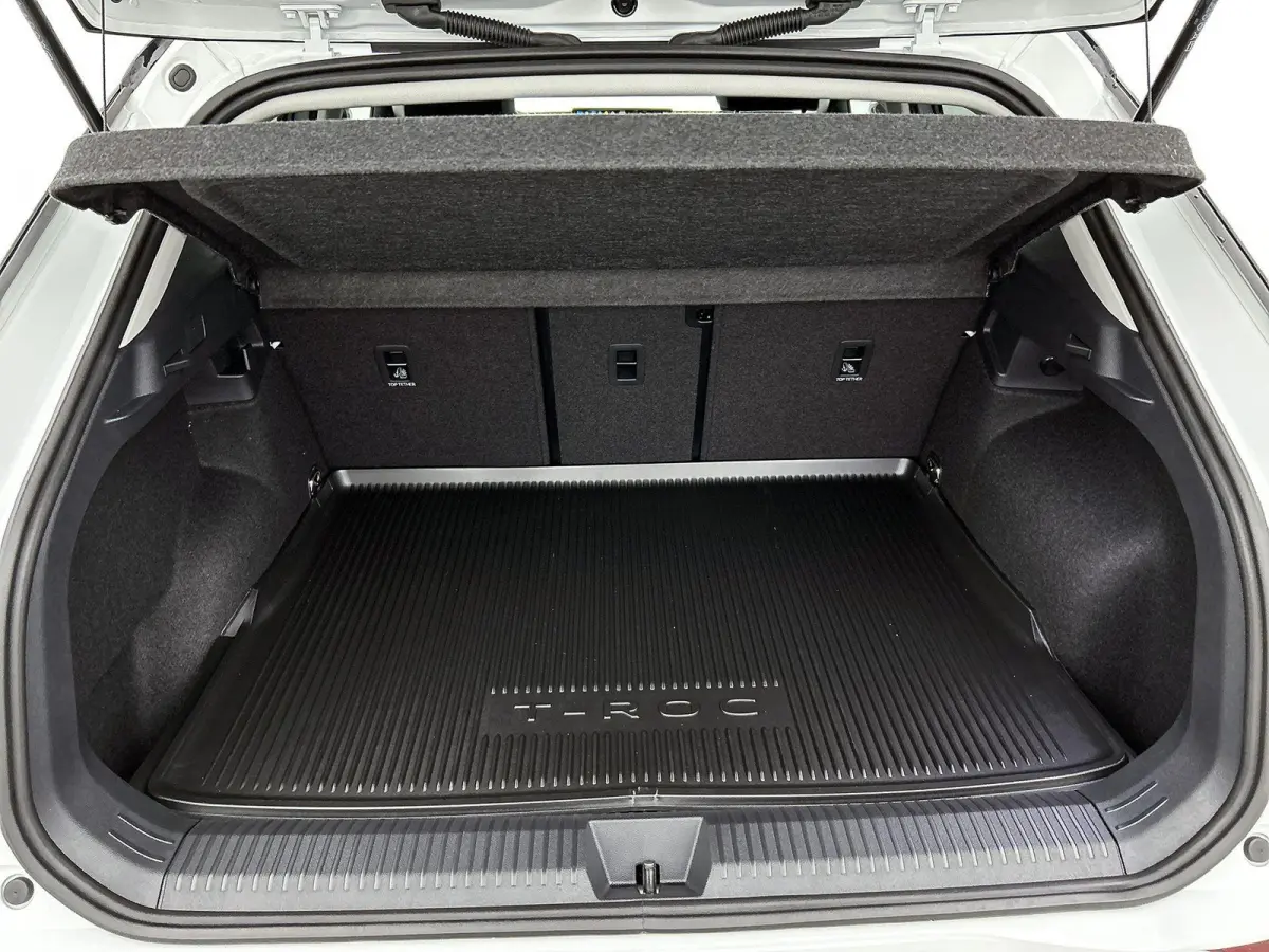 1.5 eTsi Limited Edition 116 PK | Automaat | Camera | Adaptive Cruise Control | Side Assist | Keyless Start | Parkeersensoren | LED | Apple Carplay | Android Auto | Digital Cockpit |