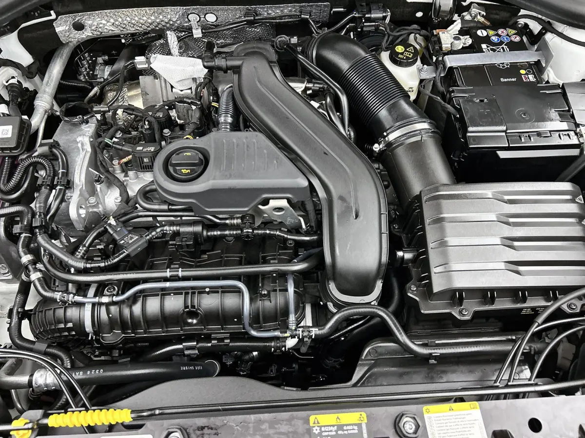 1.5 eTsi Limited Edition 116 PK | Automaat | Camera | Adaptive Cruise Control | Side Assist | Keyless Start | Parkeersensoren | LED | Apple Carplay | Android Auto | Digital Cockpit |