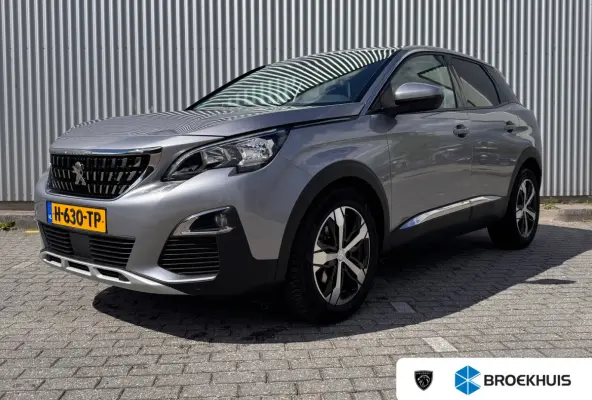 130 PK Automaat | Trekhaak | Navigatie | Parkeersensoren voor en achter | Apple Carplay / Android Auto | | Lederen stuurwiel | Lendesteunen (verstelbaar) | Metaalkleur