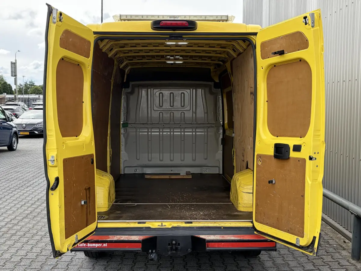 35H 2.3 MultiJet L3H2*AUT.M*CRUISE*CAM*HAAK*