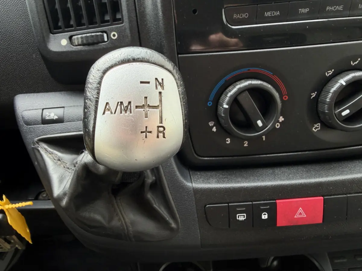 35H 2.3 MultiJet L3H2*AUT.M*CRUISE*CAM*HAAK*