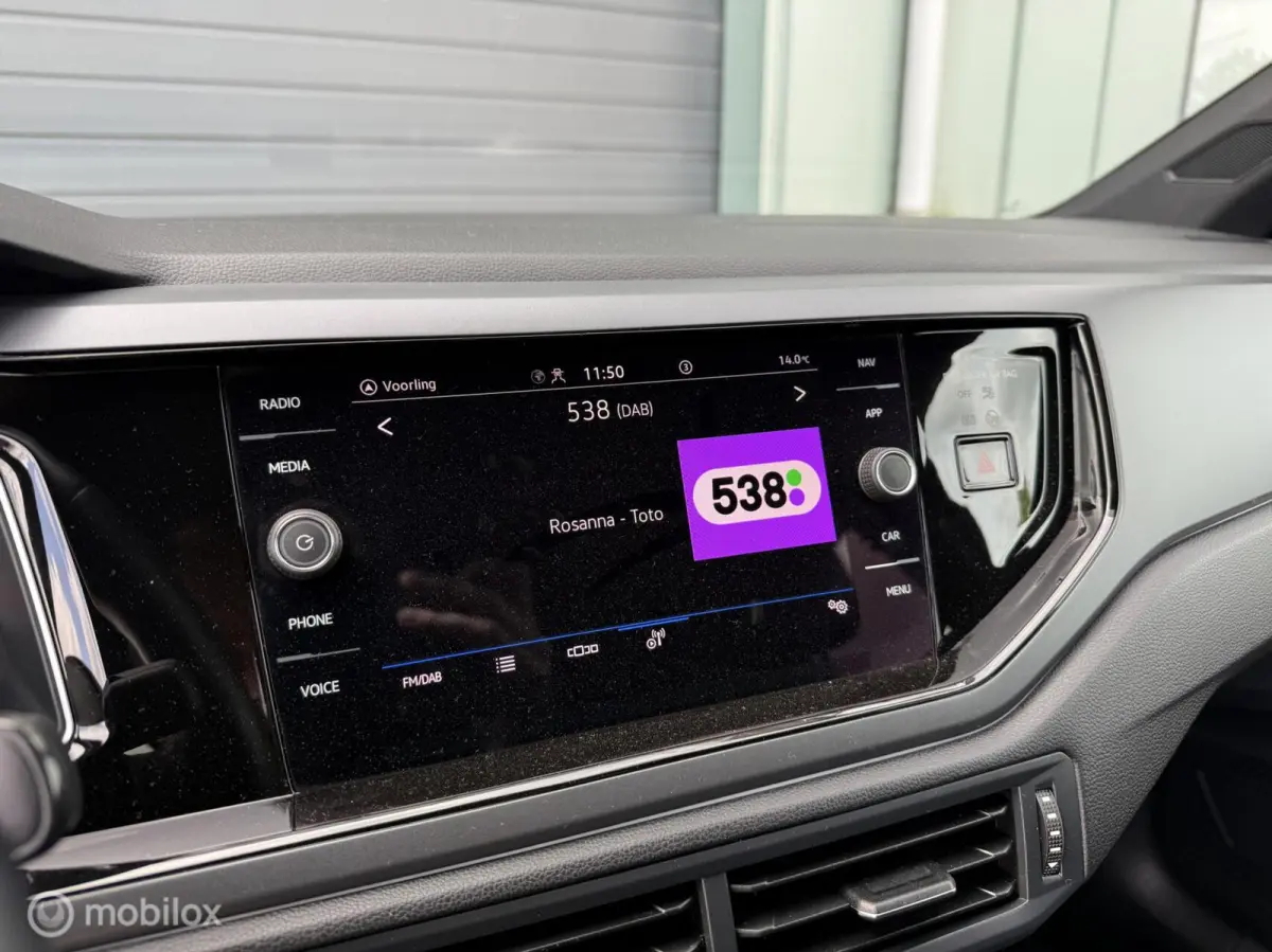 1.0 TSI R-Line Business / CarPlay / Camera