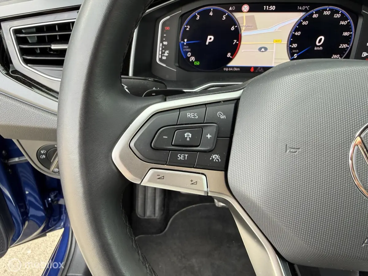 1.0 TSI R-Line Business / CarPlay / Camera